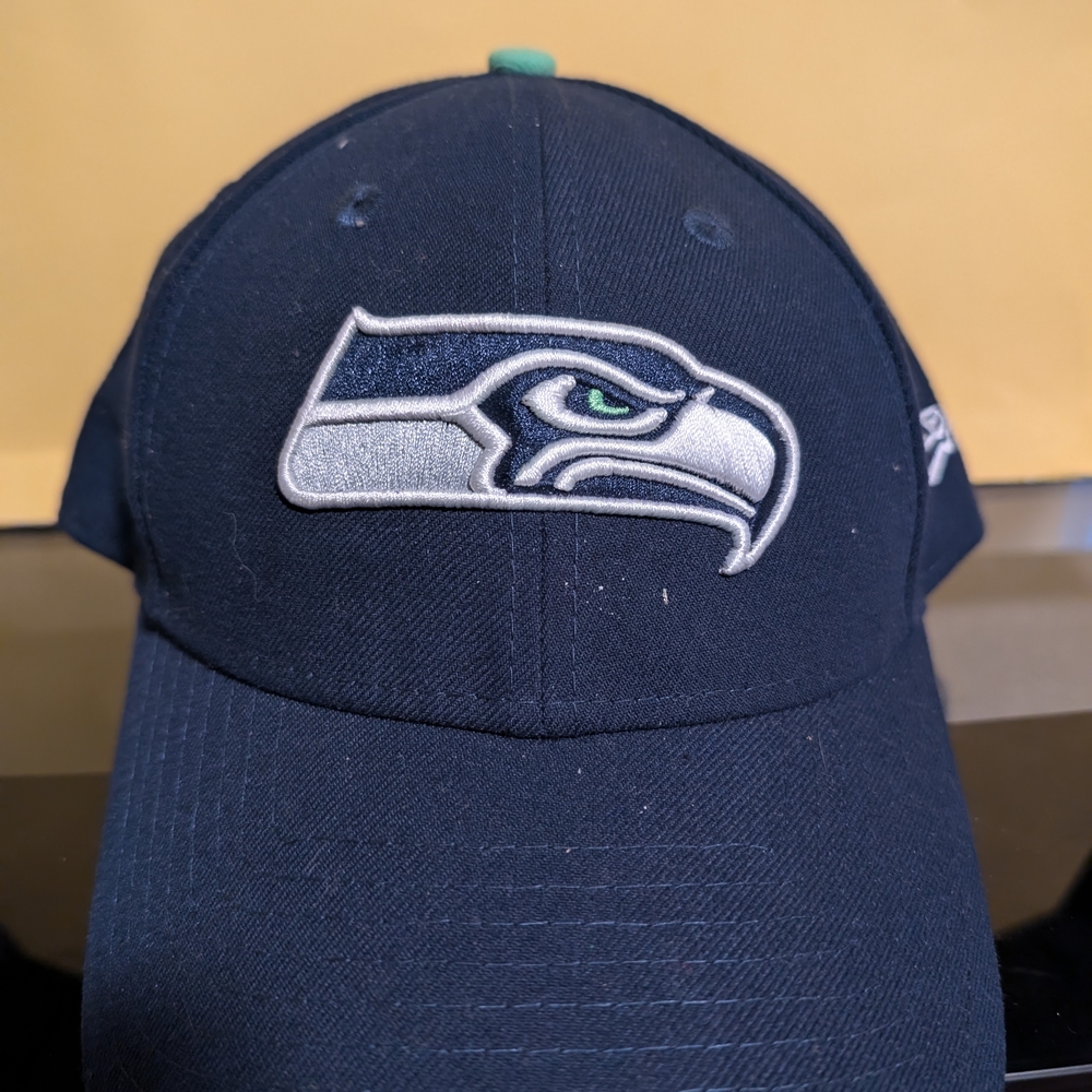 Seattle Seahawks Navy Blue Cap NWOT